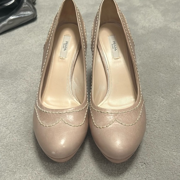 Prada blush, beige platform pumps size 39 - Picture 1 of 5